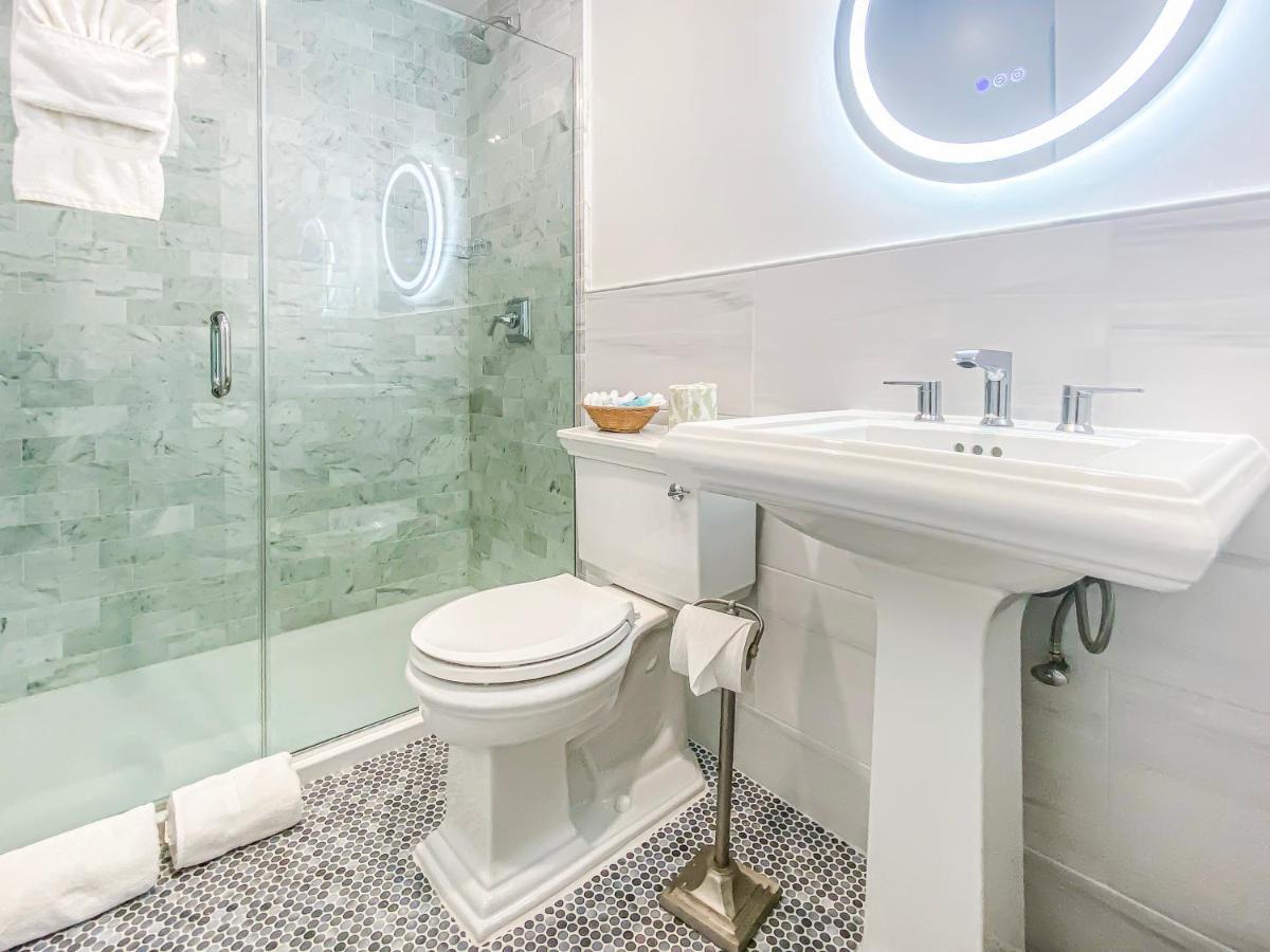 Clegg'S Hotel Ocean Beach Bagian luar foto